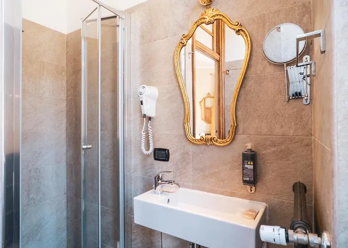 Golden Piazza Di Spagna Guest house Rome