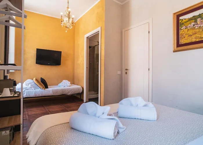 Golden Piazza Di Spagna Πανσιόν 3*